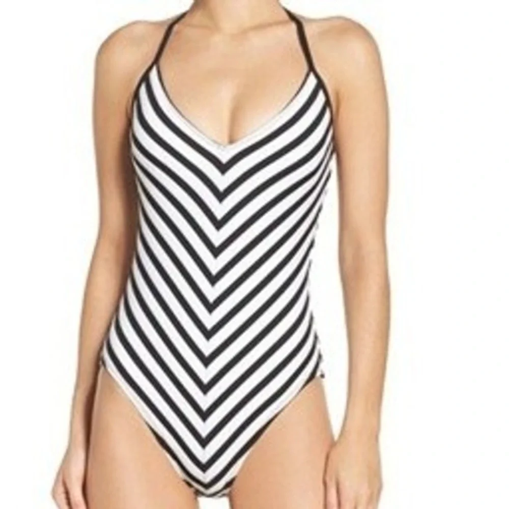 La Blanca Modest Mime Games Black White Stripes V-neck One‎ Piece Swimsuit SZ 12
